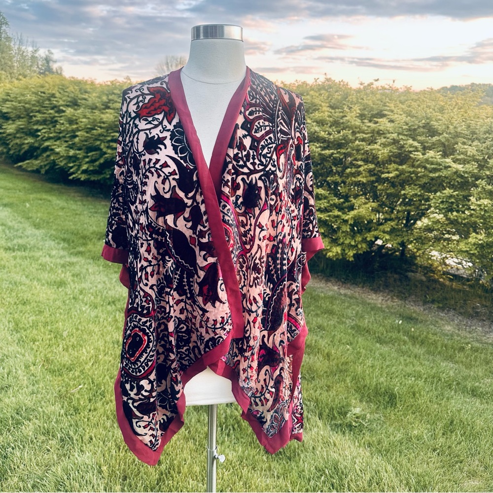 Soft Surroundings Velvet Wine Paisley Topper Kimono - Picture 2 of 16